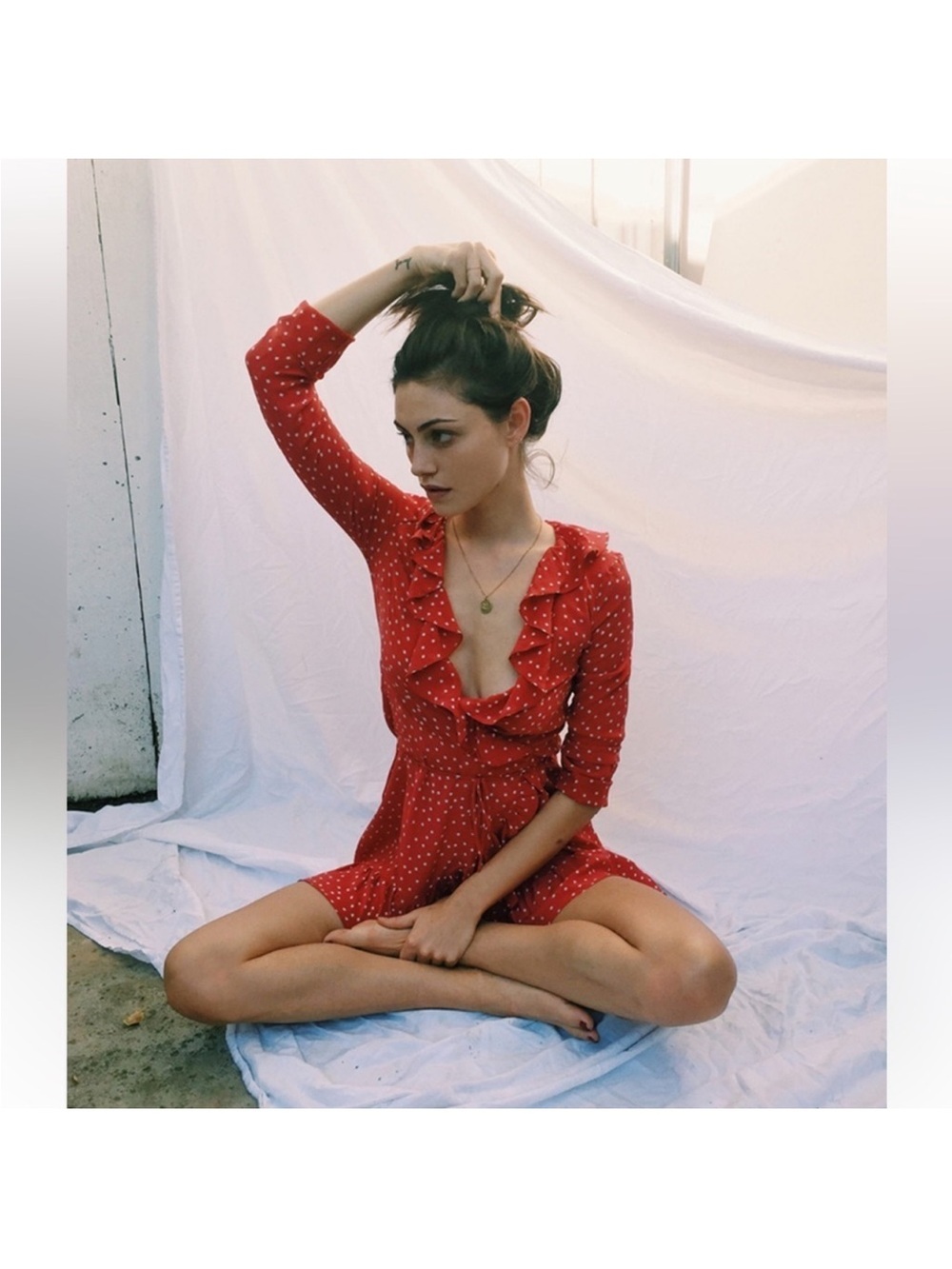 Realisation Par Red Star-Print Ruffle Wrap Mini Dress - Picture 2 of 4